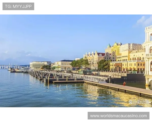 澳门渔人码头有哪些必玩景点,带你探索海滨广场、主题公园和特色餐厅的魅力 澳门渔人码头有哪些必玩景点,带你探索海滨广场、主题公园和特色餐厅的魅力